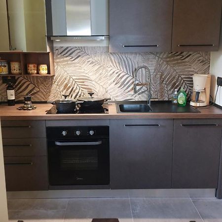 Charming Apartment Lake Front Acquaseria Екстериор снимка